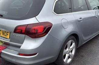 Bouton de coffre OPEL ASTRA J SPORTS