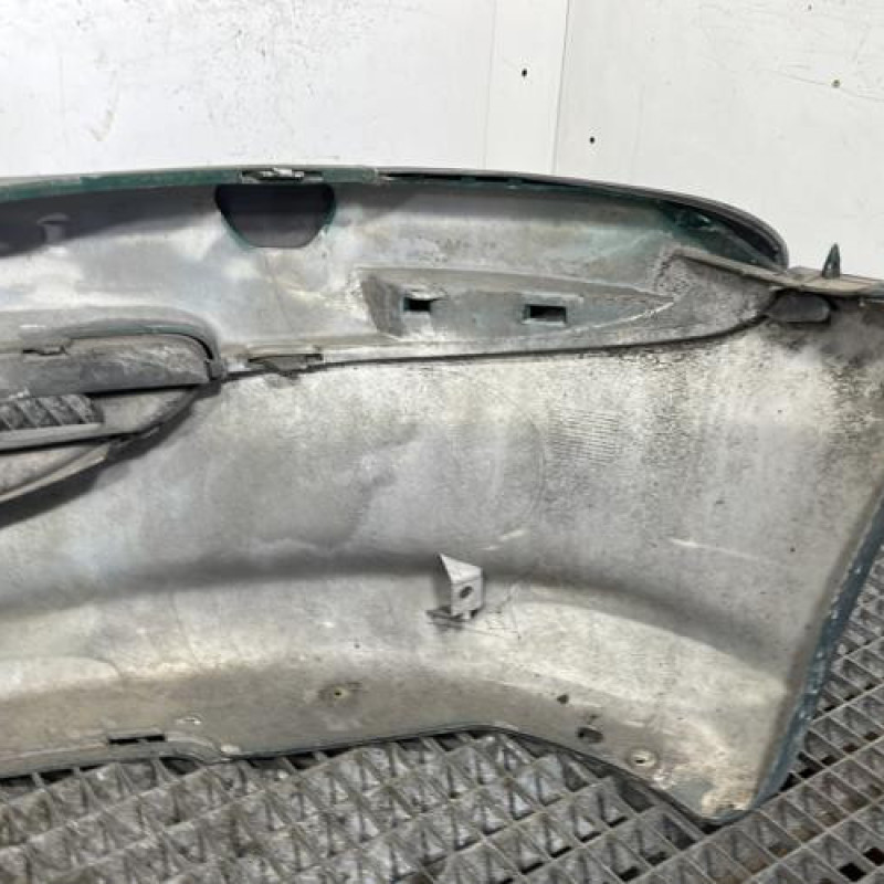 Pare choc avant PEUGEOT 206 Photo n°4