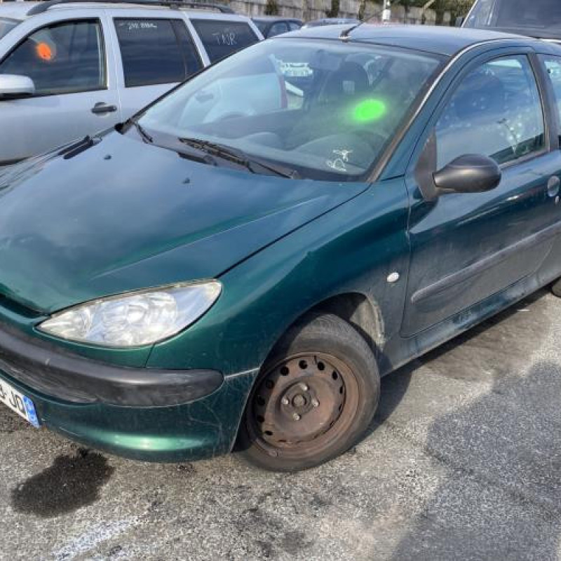 Pare choc avant PEUGEOT 206 Photo n°7