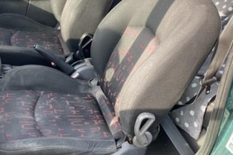 Pare choc avant PEUGEOT 206