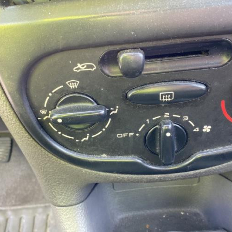 Pare choc avant PEUGEOT 206 Photo n°19