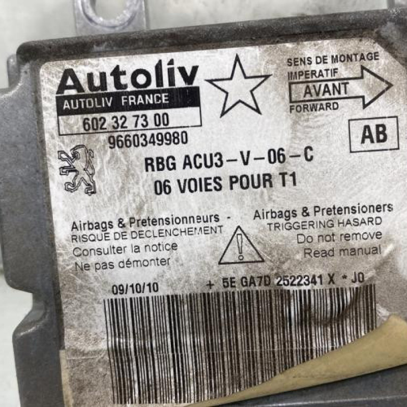 Boitier air bag PEUGEOT 206+ Photo n°2