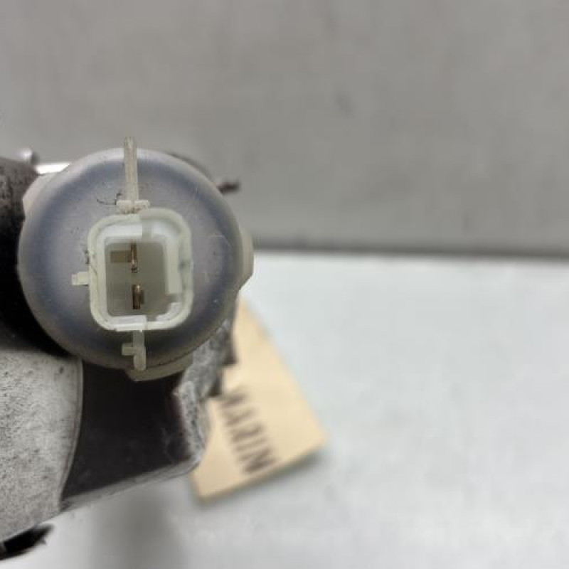 Anti brouillard arriere PEUGEOT 208 1 Photo n°3