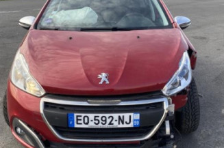 Anti brouillard arriere PEUGEOT 208 1