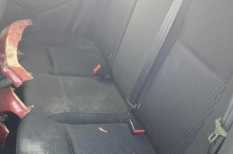 Anti brouillard arriere PEUGEOT 208 1