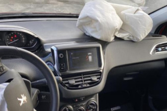 Porte avant droit PEUGEOT 208 1