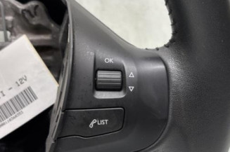 Volant PEUGEOT 208 1