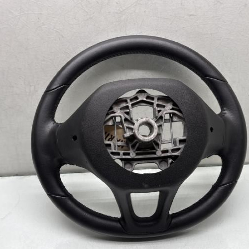 Volant PEUGEOT 208 1 Photo n°5
