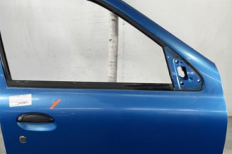 Porte avant droit RENAULT CLIO 2 Photo n°1