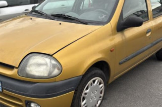 Bouton de warning RENAULT CLIO 2