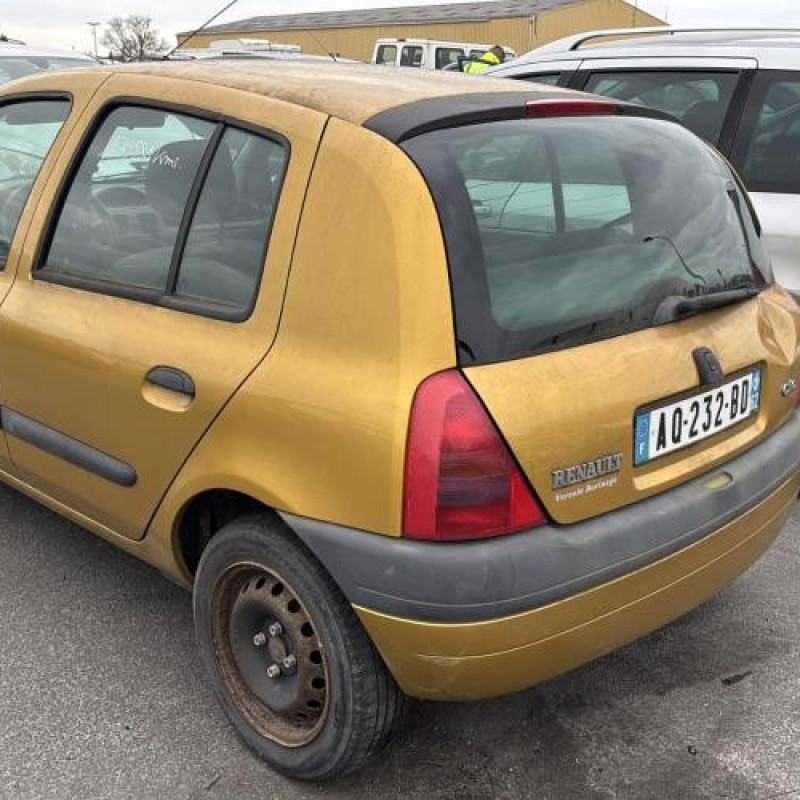 Bouton de warning RENAULT CLIO 2 Photo n°7