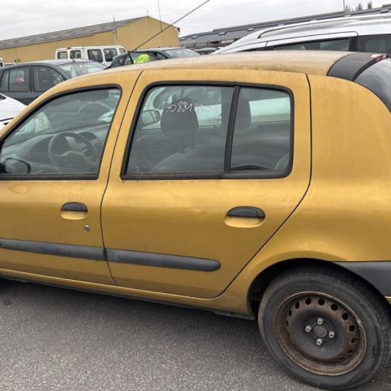 Bouton de warning RENAULT CLIO 2 Photo n°9