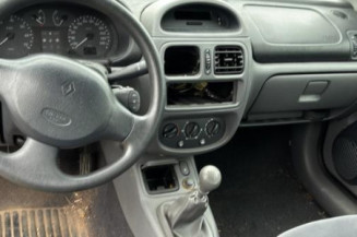 Bouton de warning RENAULT CLIO 2