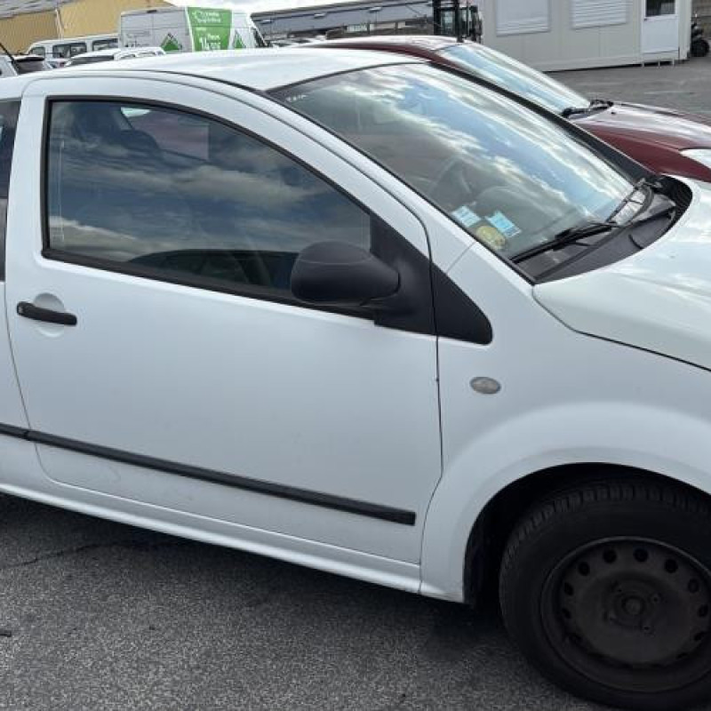 Aile avant gauche CITROEN C2 Photo n°11
