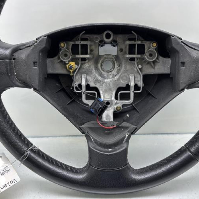 Volant PEUGEOT 207 Photo n°3