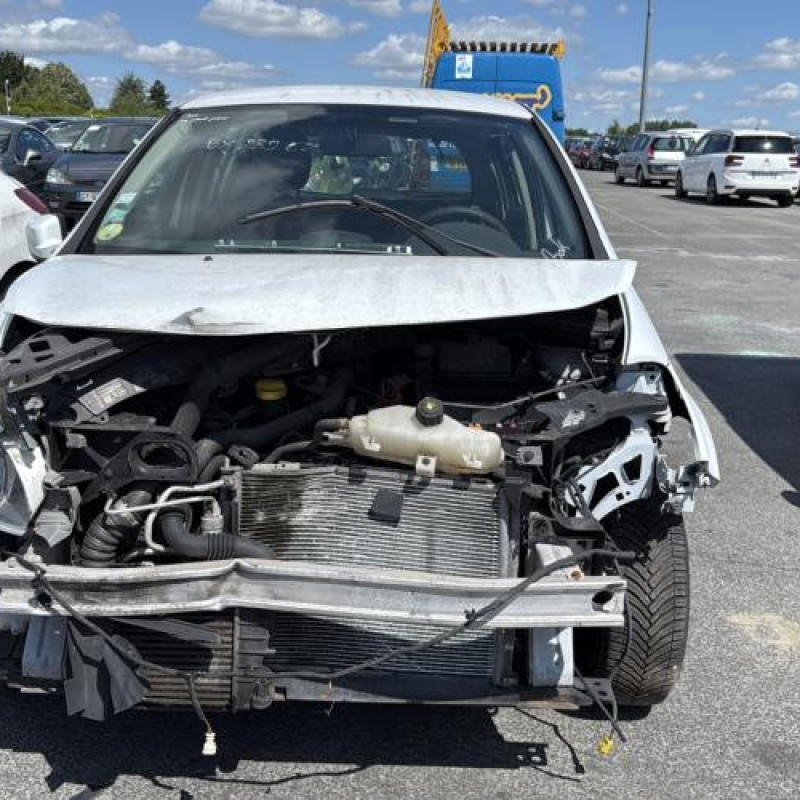 Vitre arriere gauche RENAULT CLIO 3 Photo n°12