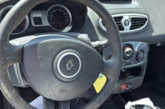 Vitre arriere gauche RENAULT CLIO 3