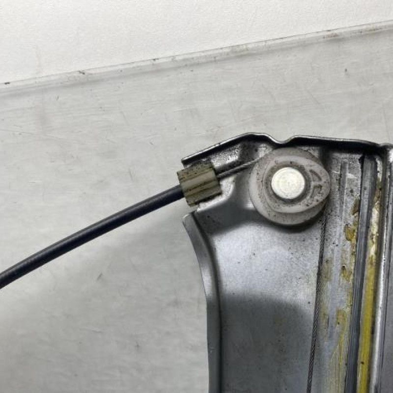 Leve vitre electrique avant gauche RENAULT CLIO 3 Photo n°3