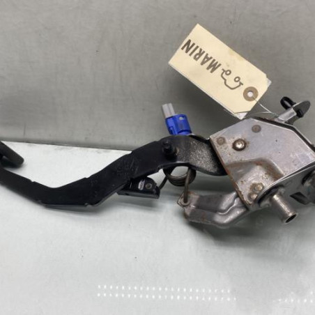 Pedale d'embrayage RENAULT CLIO 3 Photo n°1