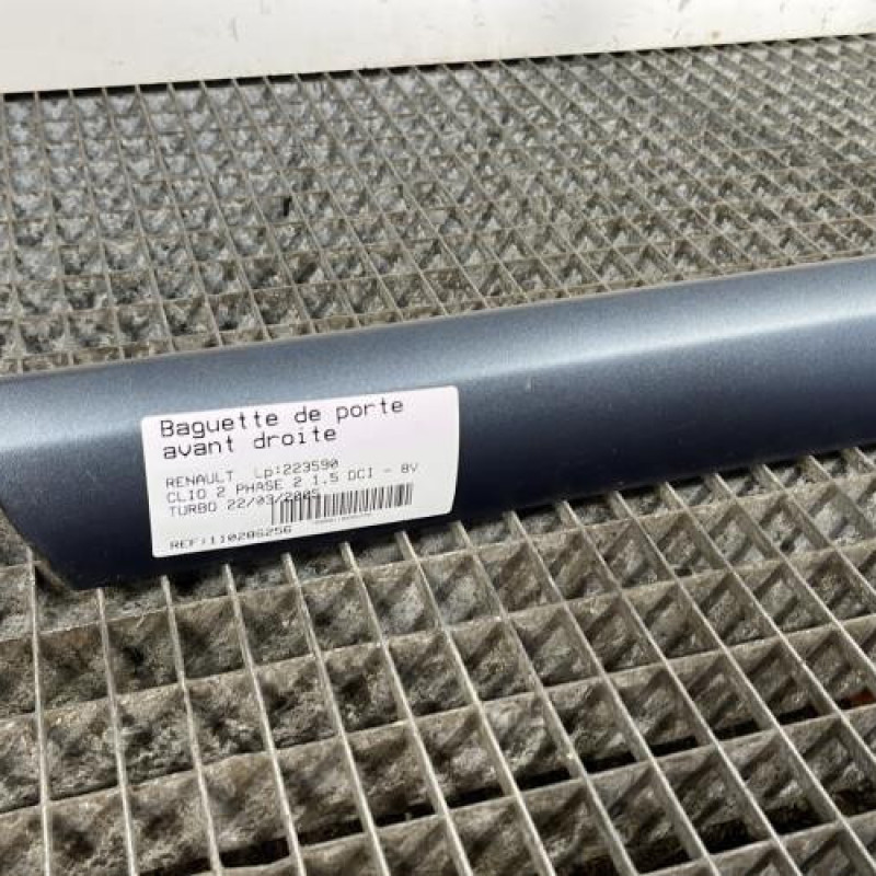 Baguette de porte avant droite RENAULT CLIO 2 Photo n°2