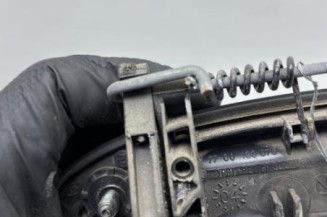 Poignee porte avant droit RENAULT CLIO 2