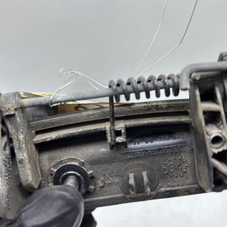 Poignee porte avant gauche RENAULT CLIO 2