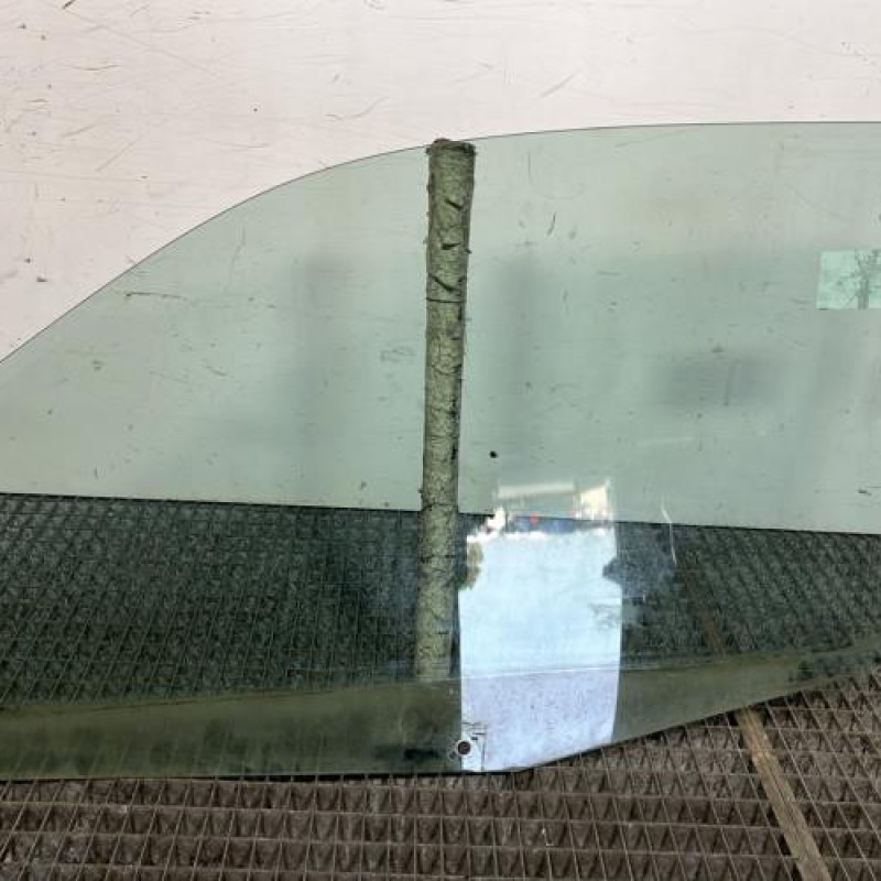 Vitre avant droit RENAULT CLIO 2 Photo n°4