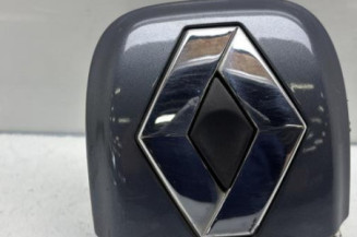 Bouton de coffre RENAULT CLIO 2 Photo n°1