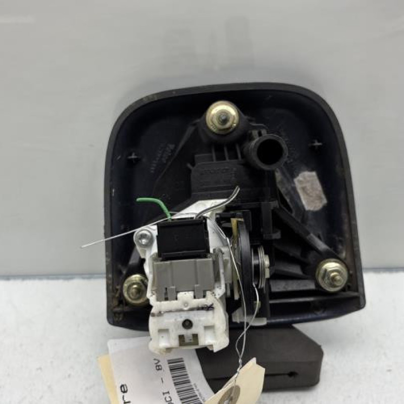 Bouton de coffre RENAULT CLIO 2 Photo n°2