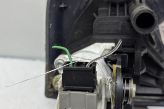 Bouton de coffre RENAULT CLIO 2