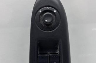Interrupteur de leve vitre avant gauche RENAULT CLIO 2