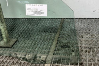 Vitre avant droit CITROEN BERLINGO 1