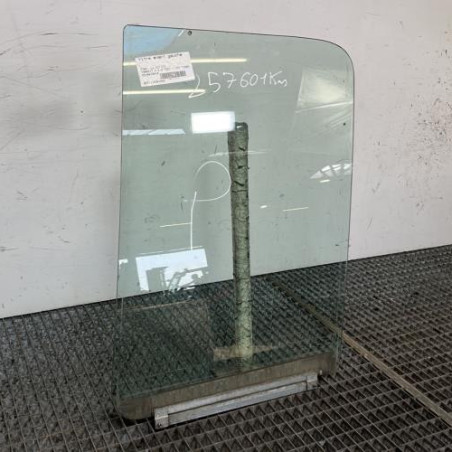 Vitre avant gauche FORD TRANSIT 4