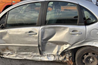 Bras essuie glace arriere CITROEN C3 1
