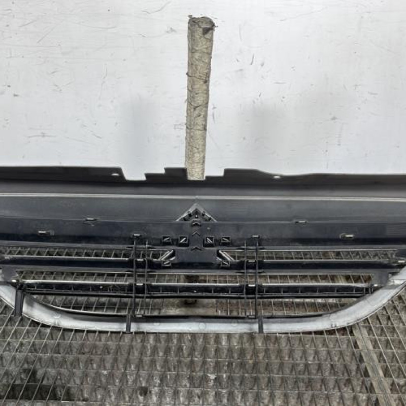 Calandre CITROEN C3 1 Photo n°4