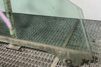 Vitre avant droit RENAULT LAGUNA 3