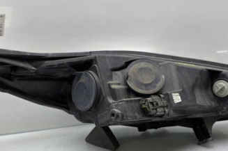 Optique avant principal gauche (feux)(phare) FORD FIESTA 6