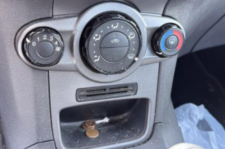 Optique avant principal gauche (feux)(phare) FORD FIESTA 6