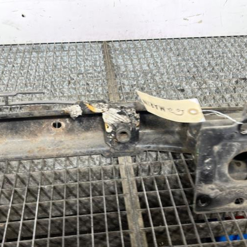 Renfort pare choc avant (traverse) CITROEN C3 1 Photo n°6