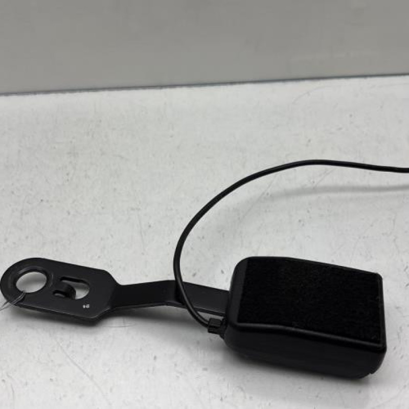 Attache ceinture avant droit PEUGEOT 207 Photo n°1
