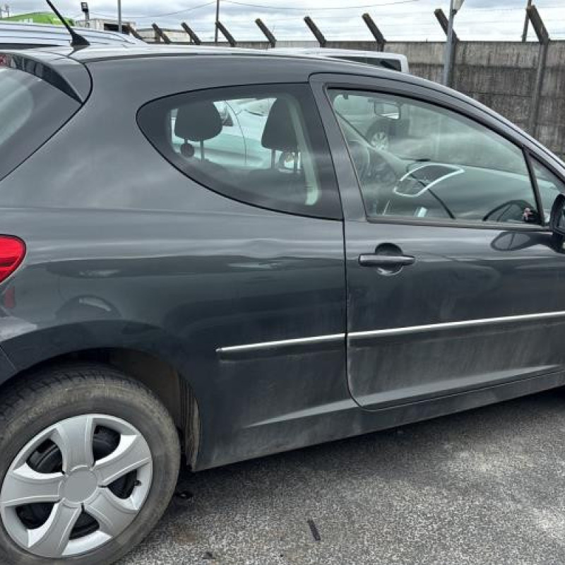 Attache ceinture avant droit PEUGEOT 207 Photo n°18