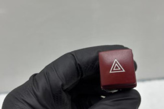 Bouton de warning PEUGEOT 207 Photo n°1