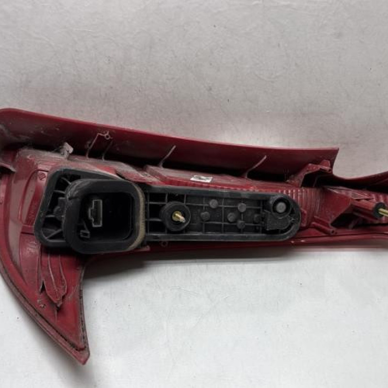 Feu arriere principal gauche (feux) PEUGEOT 206 Photo n°2