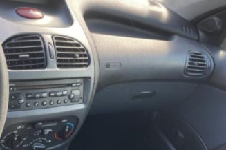 Optique avant principal gauche (feux)(phare) PEUGEOT 206