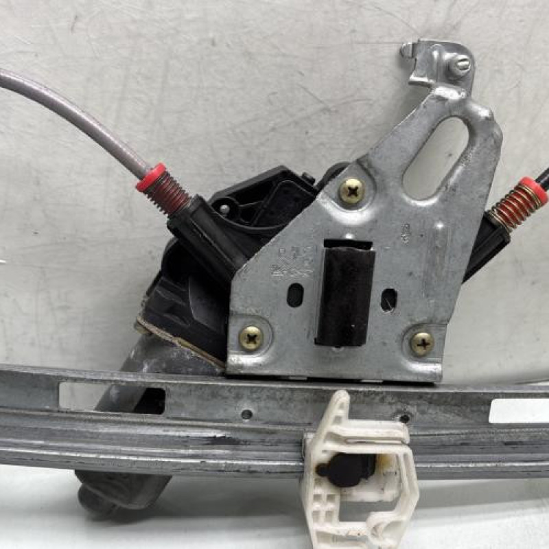 Leve vitre electrique avant droit PEUGEOT 206 Photo n°7