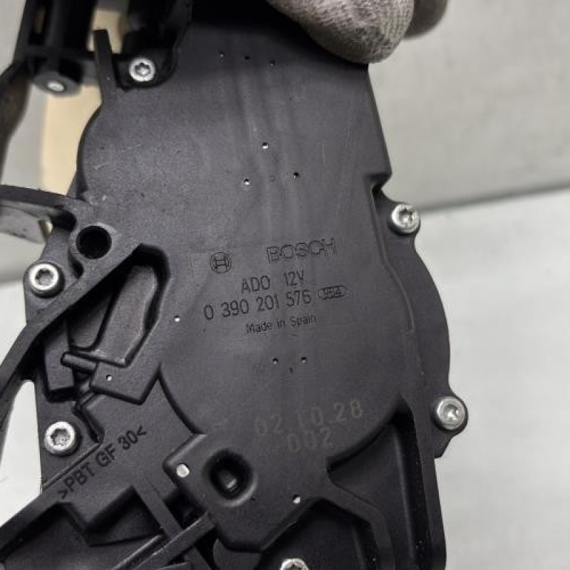 Moteur essuie glace arriere PEUGEOT 206 Photo n°3