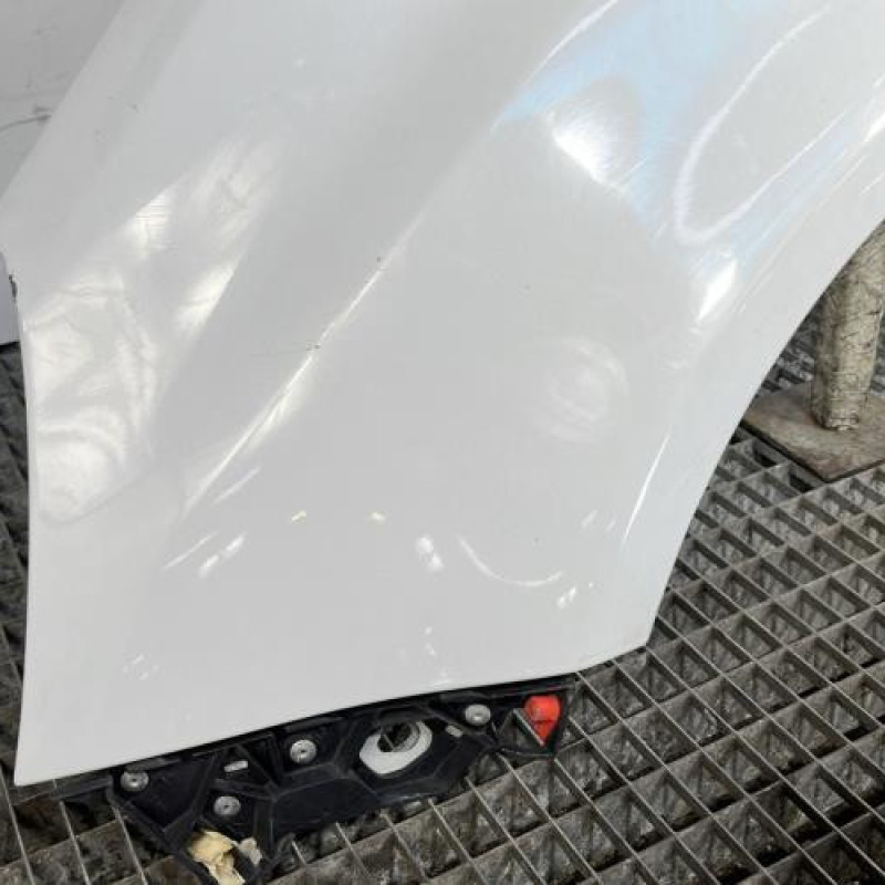 Aile avant gauche OPEL CORSA D Photo n°2