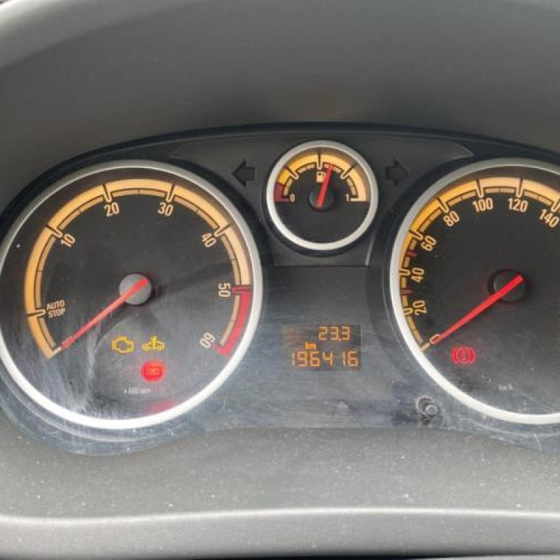 Aile avant gauche OPEL CORSA D Photo n°10