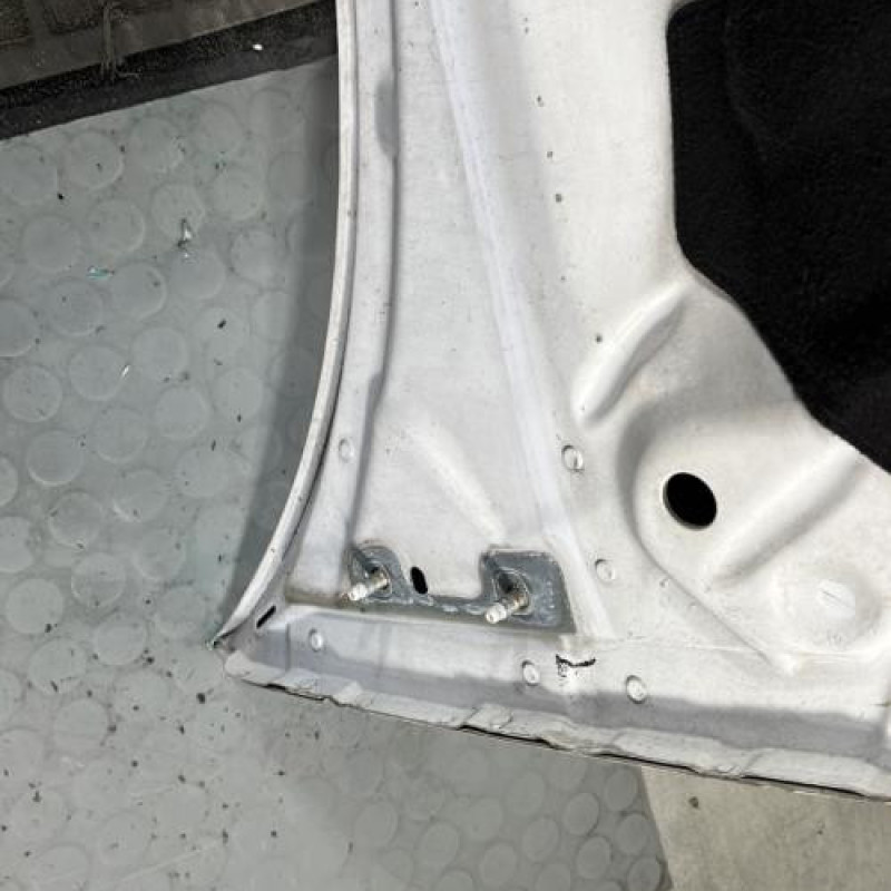Capot OPEL CORSA D Photo n°8