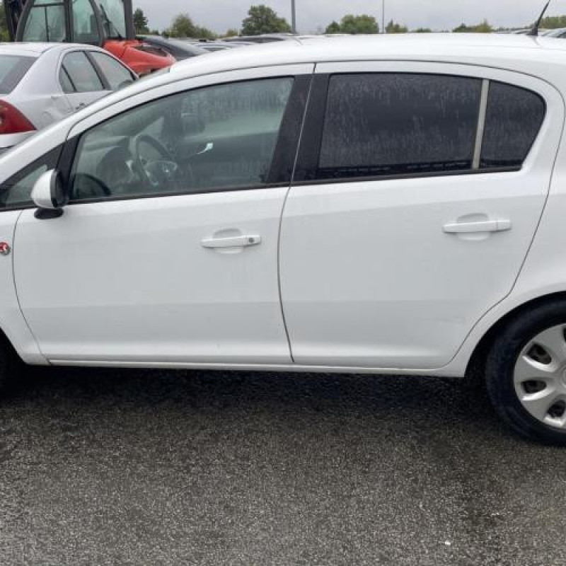 Optique avant principal gauche (feux)(phare) OPEL CORSA D Photo n°20